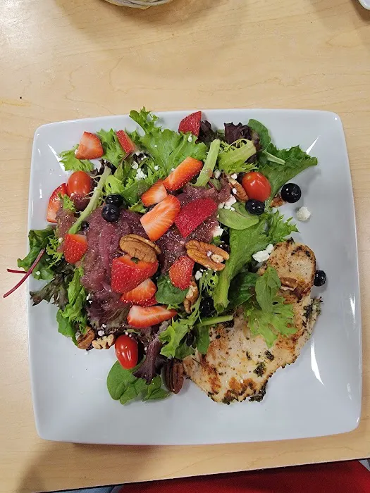 Wood Garden Gourmet Cousine Picture 3