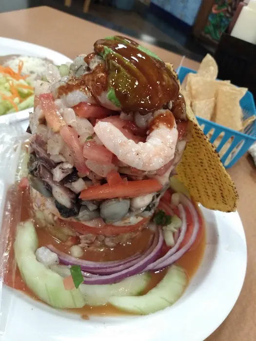 Tacos y Mariscos La Phoenikera Picture 1