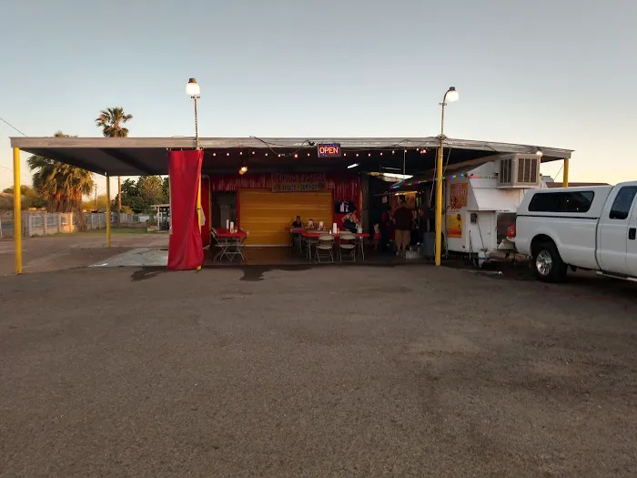 El Guero Restaurant Picture 7