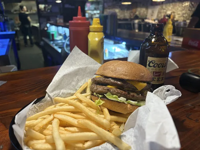 Mothers Bar & Grill Picture 2