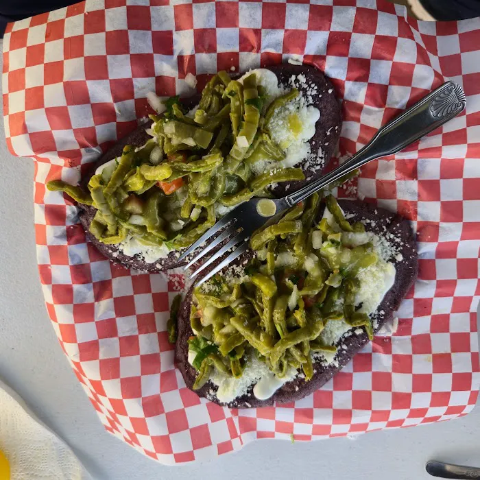 Tlacoyos Cafe Picture 6