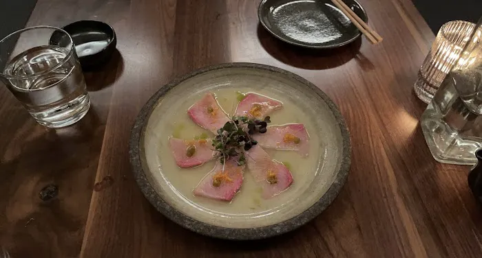 BISUTORO Sushi Bar Grill Picture 6