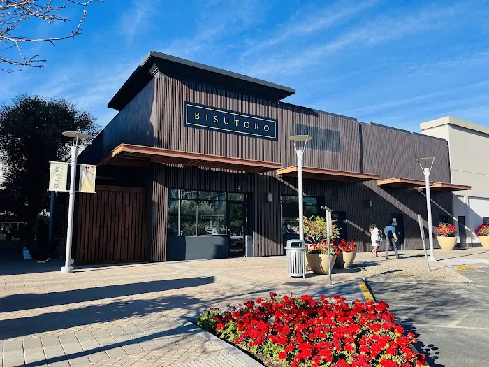 BISUTORO Sushi Bar Grill Picture 1