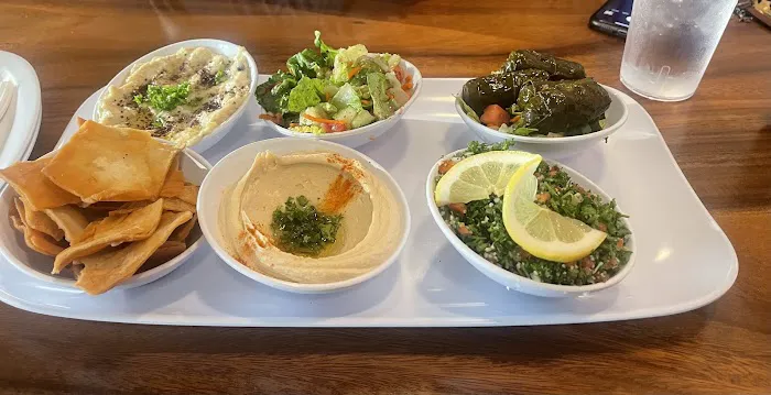 The Palms Mediterranean kitchen Picture 10