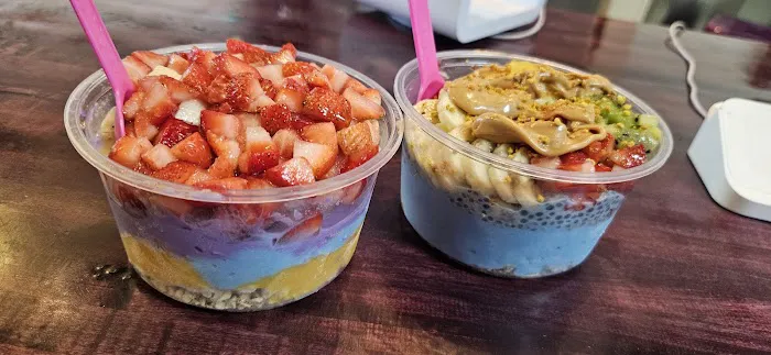 Berry Berry Best Acai Bowls Picture 3