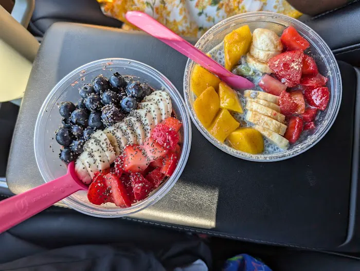 Berry Berry Best Acai Bowls Picture 10
