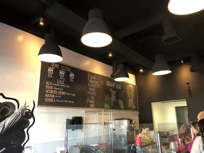 Berry Berry Best Acai Bowls Picture 5