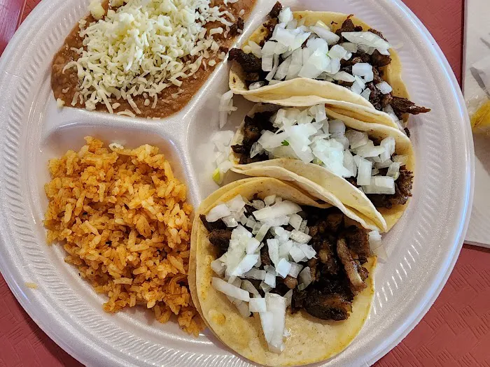 Taco Mich & Bar 4 Picture 8