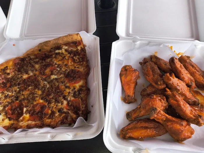 Stumpy's Pizza & Subs Picture 9