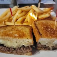 R.T. O'Sullivans Sports Grill ico