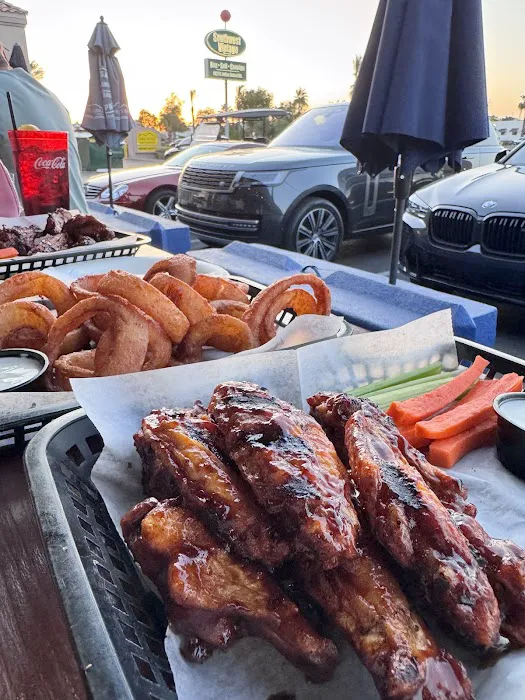 J T's Bar & Grill Picture 2