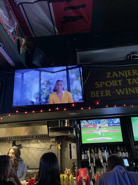 J T's Bar & Grill Picture 10