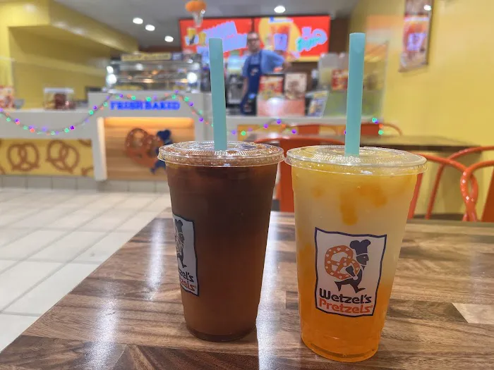 Wetzel's Pretzels Picture 10