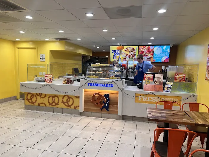 Wetzel's Pretzels Picture 4