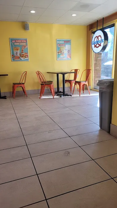 Wetzel's Pretzels Picture 2