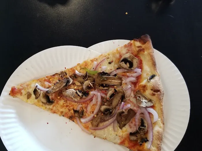 Gus's New York Pizza Picture 2