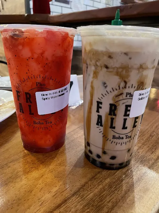 Pho Fresh Alley & Boba Tea Picture 5