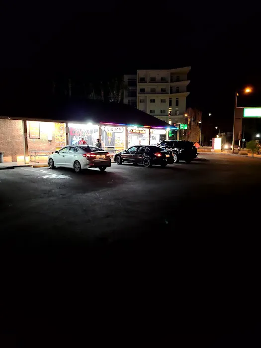 El Paisano Market Picture 1