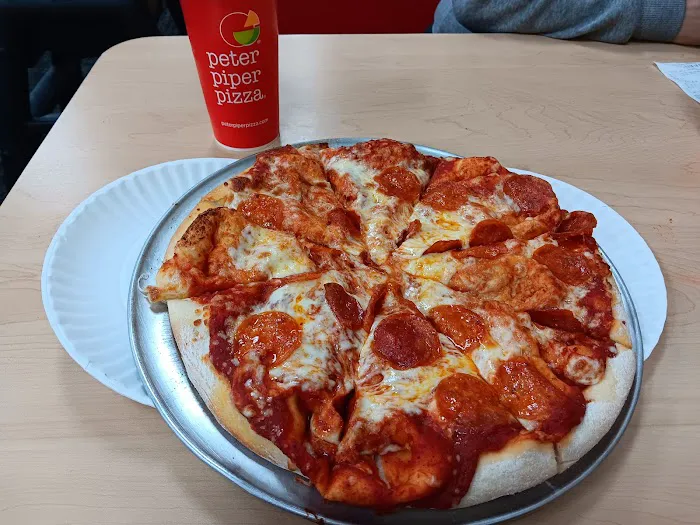 Peter Piper Pizza Picture 4