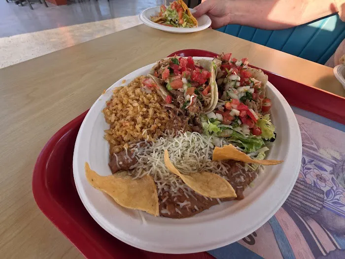 Señor Taco E Baseline Road Picture 10