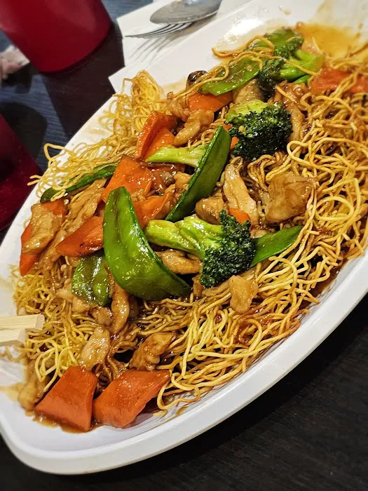 Totts Asian Diner Picture 2