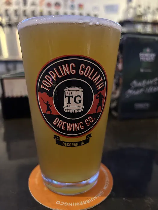 Brews - A Taphouse and Gourmet Burger Joint Picture 5