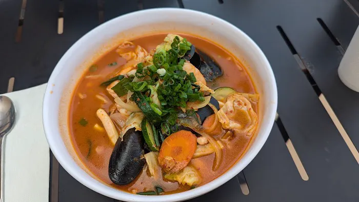 Gogi & Asian Cuisine Picture 1