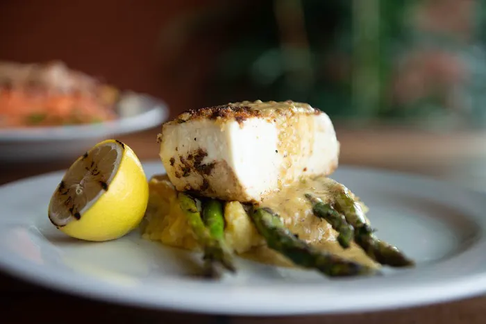 Smokin Fins Picture 4