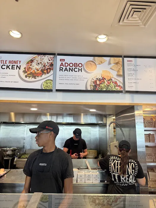 Chipotle Mexican Grill Picture 10