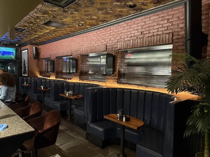 Warren's Supper Club Picture 7