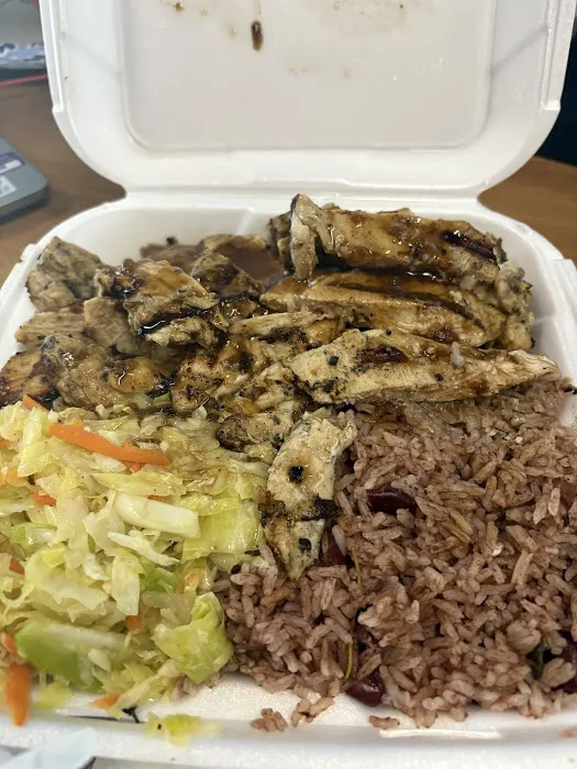 Ocean Blue Caribbean Restaurant and Bar Picture 4