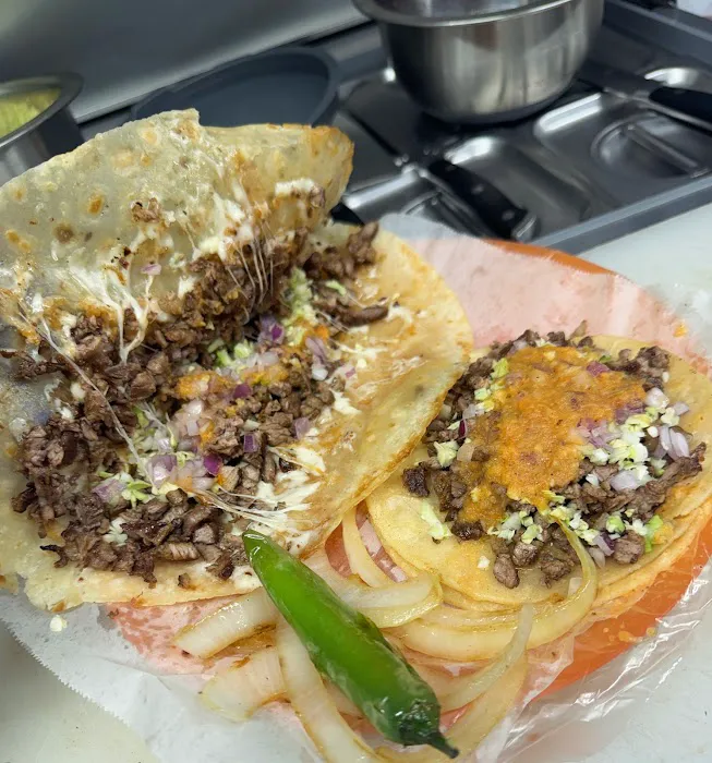Tacos & Quesabirrias Sinaloa Picture 2