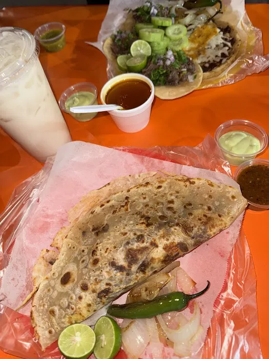 Tacos & Quesabirrias Sinaloa Picture 3