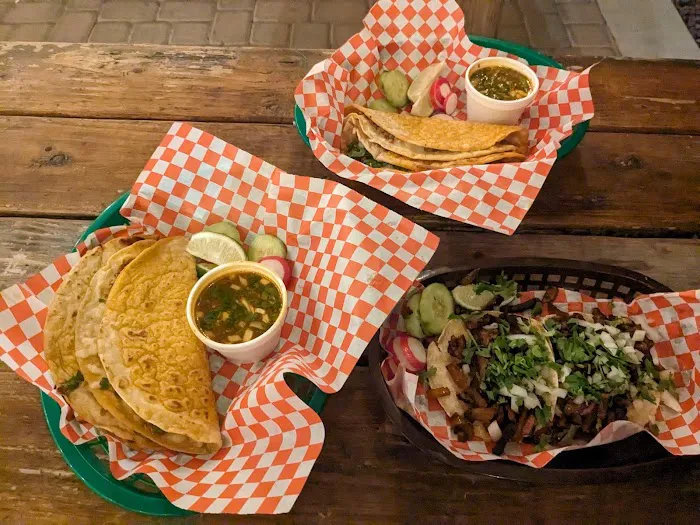 Taco Rojo’s Picture 8