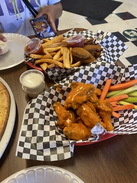 Giant Manhattan Pizza & Pastas Picture 4