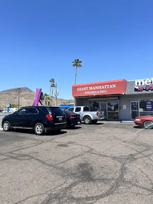 Giant Manhattan Pizza & Pastas Picture 5