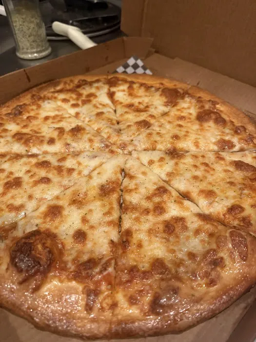 Giant Manhattan Pizza & Pastas Picture 7