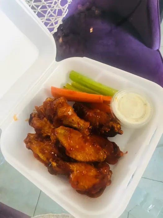 Giant Manhattan Pizza & Pastas Picture 1