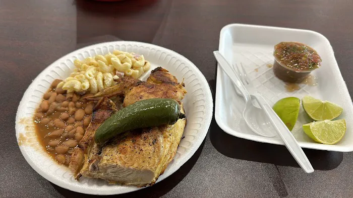 Señor Pollo Picture 3