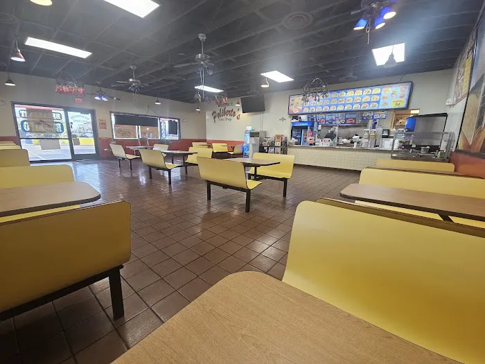 Poliberto's Taco Shop Picture 8