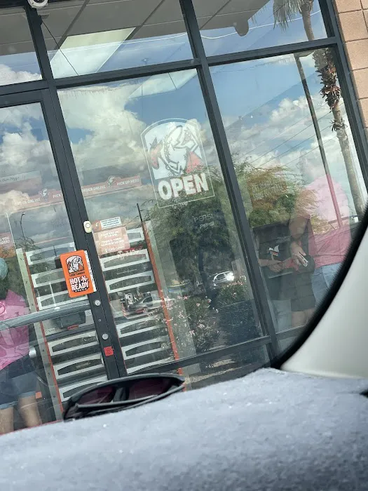 Little Caesars Pizza Picture 1