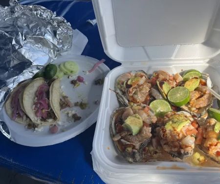 Tacos & Mariscos Fili