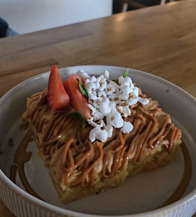 Ahuevo Café Picture 6