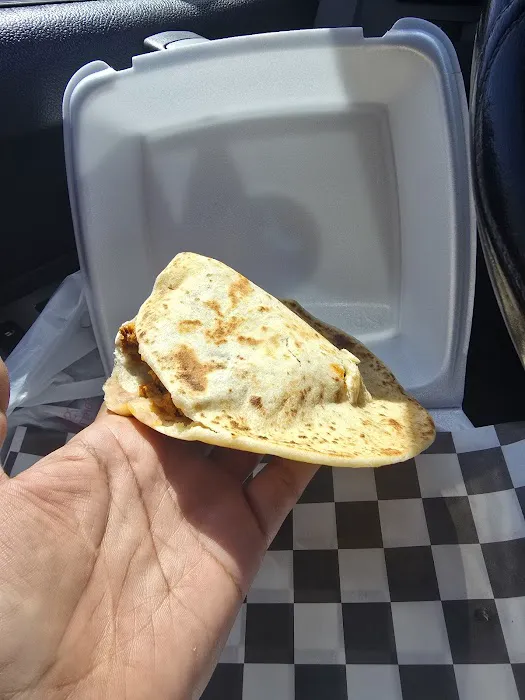 Arreburro Burritos+Quesadillas Picture 2
