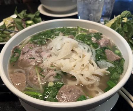 Zona Pho (83rd Ave)