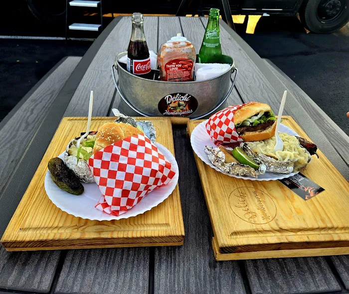 Delichi Hamburguesas Picture 1
