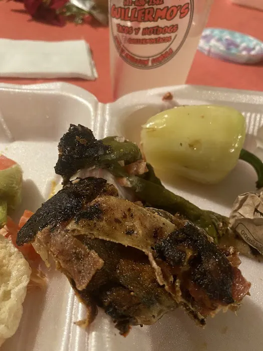 Guillermo's tacos y hotdogs Picture 5