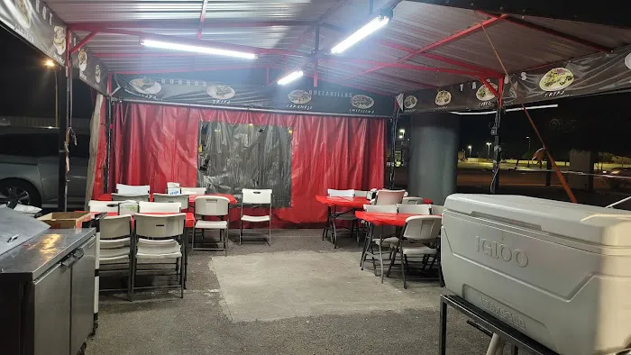 Guillermo's tacos y hotdogs Picture 9