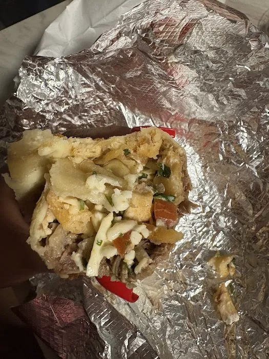 Fufu's Tacos and Burritos Picture 5