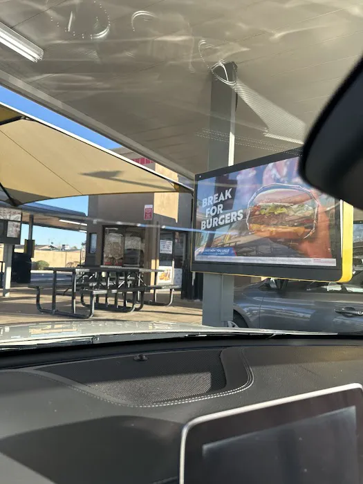 Sonic Drive-In Picture 9